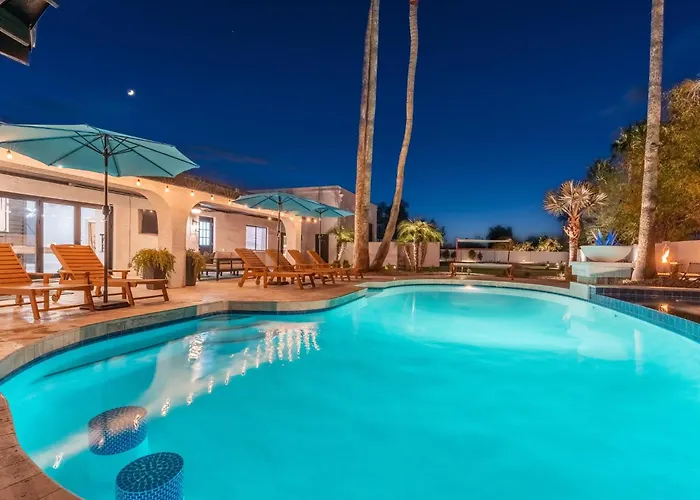Entertainers Retreat Pickleball Bocce Pool Putt Grn Holiday home *
